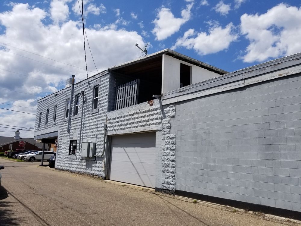 145 1st Dr NE, New Philadelphia, OH 44663